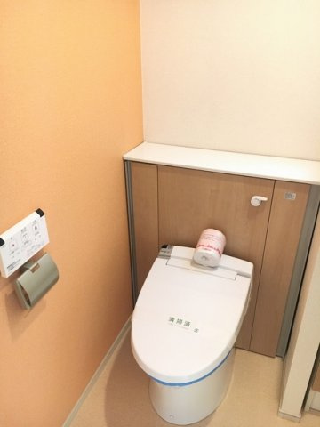ランド・グローリアのトイレ|落ち着いたトイレです