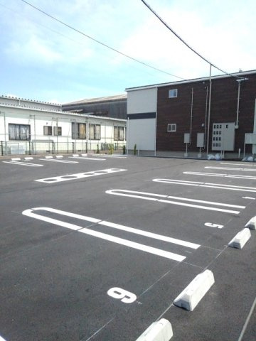 ＰＬＡＩＮ　別府の駐車場