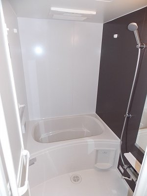 グラン　ポワールＢの浴室