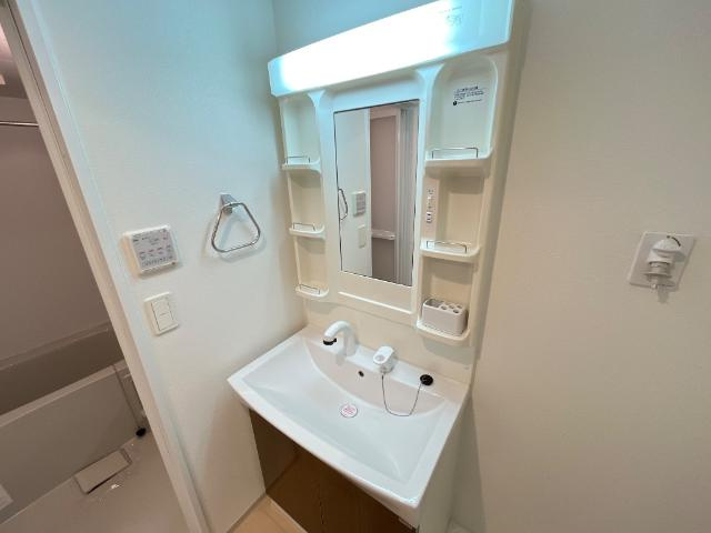 ルリアンソールの洗面所|洗髪洗面化粧台