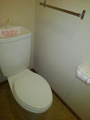スカイハイムのトイレ|清潔感のあるトイレです