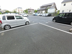 【駐車場】
