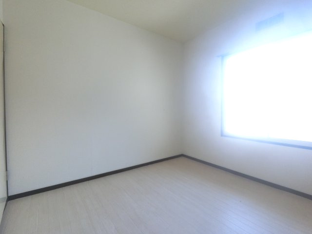 【寝室】