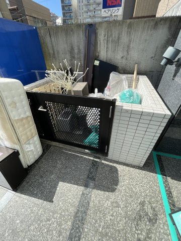 Bluebee桜川駅前の周辺