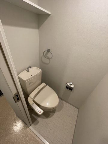 Bluebee桜川駅前のトイレ