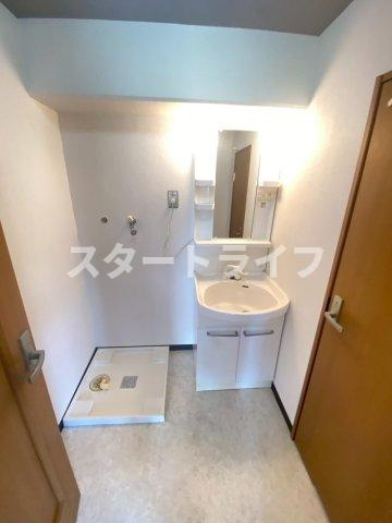 大阪市東淀川区下新庄３丁目の賃貸マンションの洗面所