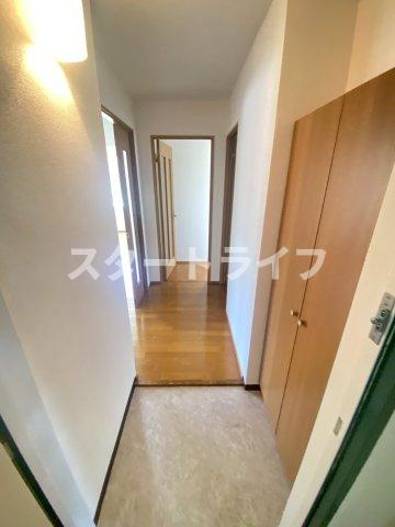 大阪市東淀川区下新庄３丁目の賃貸マンションの玄関