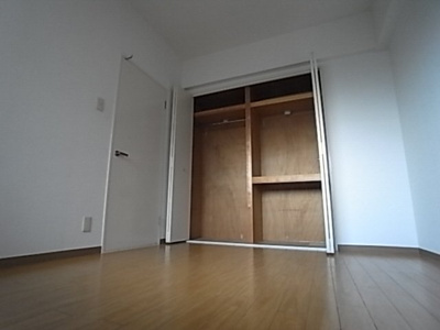 【寝室】 | フローリッシュ北田
