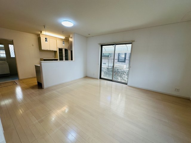 【居間・リビング】 | 宗像市広陵台４丁目　戸建て