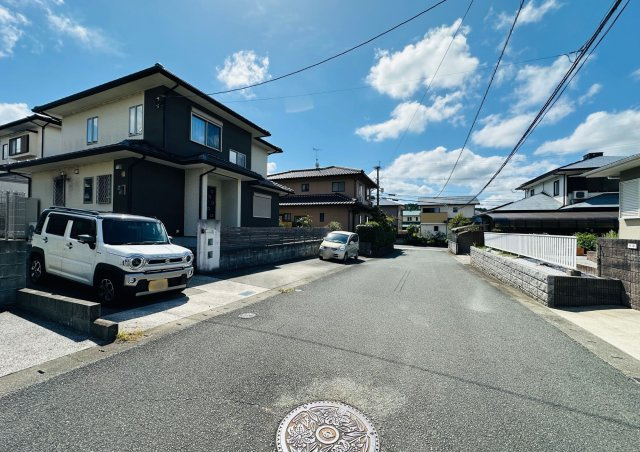 【前面道路含む現地写真】 | 宗像市広陵台４丁目　戸建て