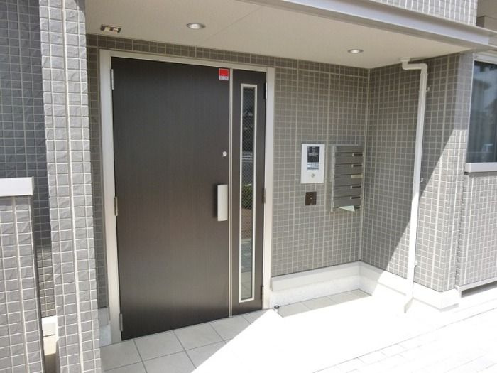 BRANCHE　HILL（ブランシェヒル）のエントランス