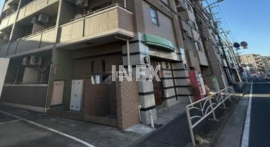 横浜市磯子区中原１丁目の賃貸マンションのエントランス