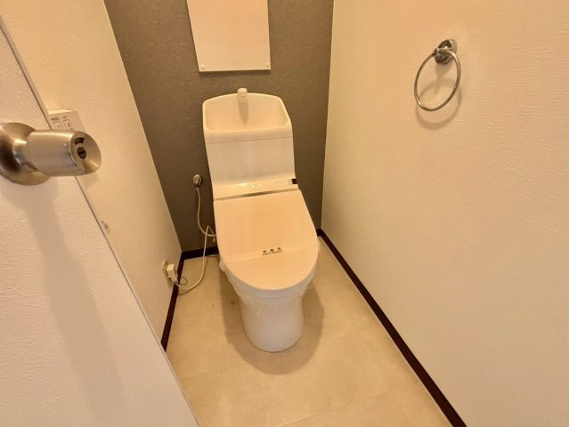 ヌーベルメゾン清水のトイレ