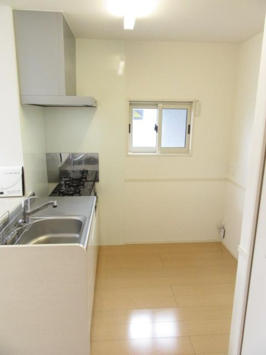 D-room OMODAKAB棟のキッチン
