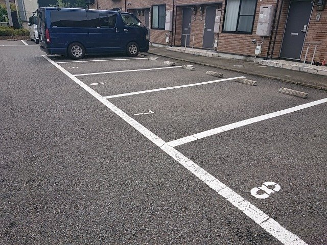 筑紫野市湯町３丁目のアパートの収納