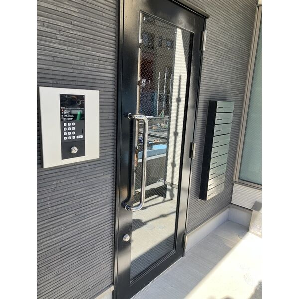 Pre cher 浄心(プリシェールじょうしん)　名古屋市賃貸　仲介手数料無料のエントランス