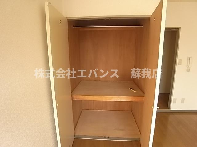 【収納】 | ハイネス田邊 | ちょっとした収納スペースも充実しています