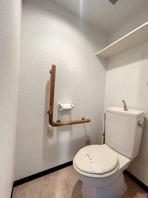 【トイレ】 | コンフォール鷺沼 | ※同物件、他のお部屋の写真です。