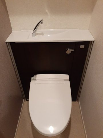 ジリータ　Ｂのトイレ|落ち着いたトイレです