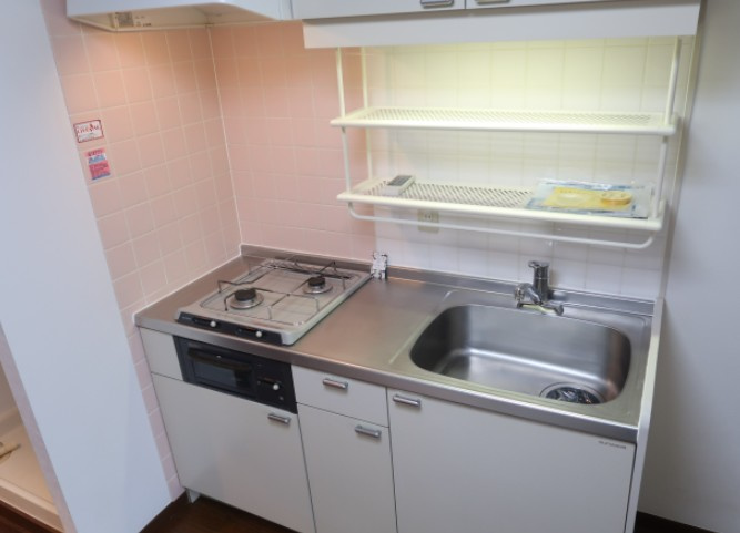 稲城市東長沼の賃貸マンションのキッチン
