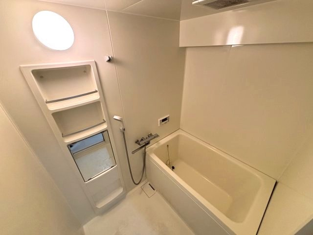 ラムール住吉の浴室