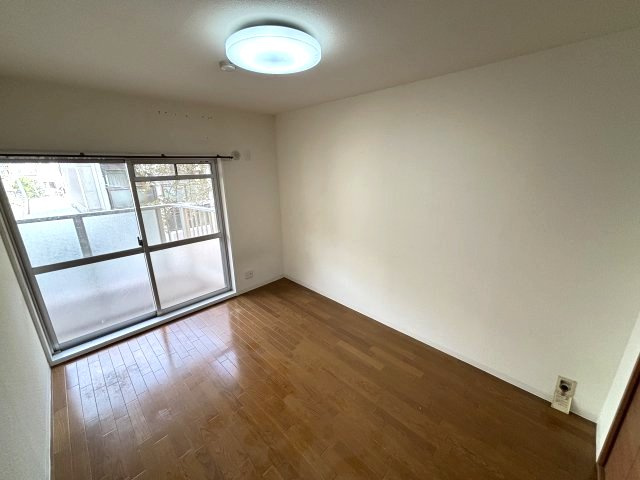 ラムール住吉の寝室