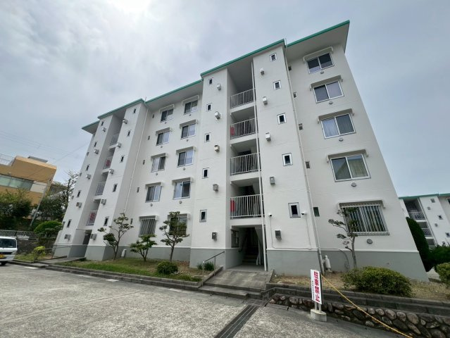 垂水高丸住宅4号棟