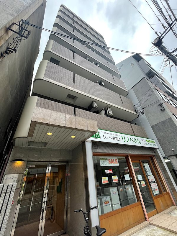 ルミエール西長堀の外観