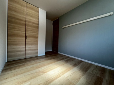 【洋室】 | グランリュミエスタ茨木春日