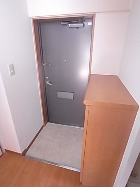 ラナップスクエア三宮プライムの玄関