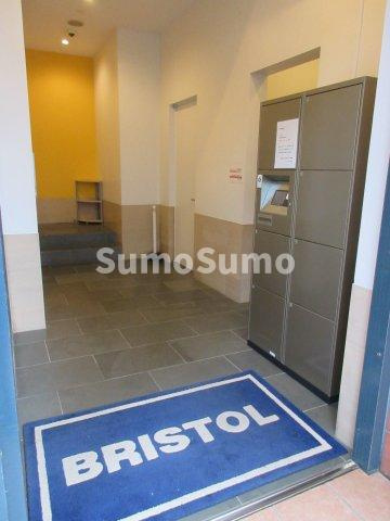 西新テングッドシティBRISTOLのエントランス