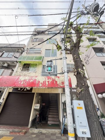 加野ハイツのエントランス