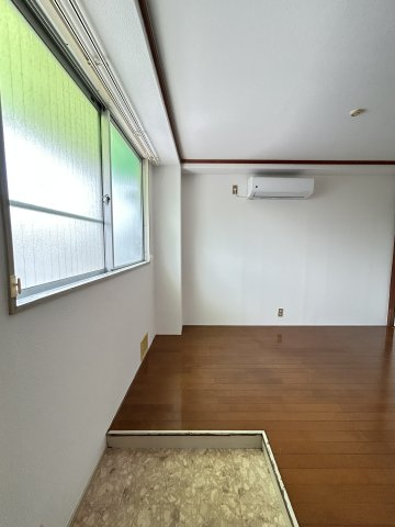 加野ハイツの玄関