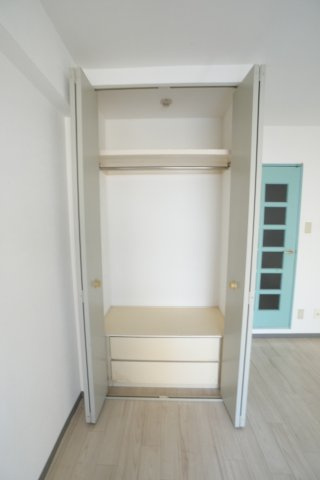 メゾンKの収納|小物を収納するのに便利です
