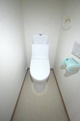 メゾンKのトイレ|トイレもきれいです