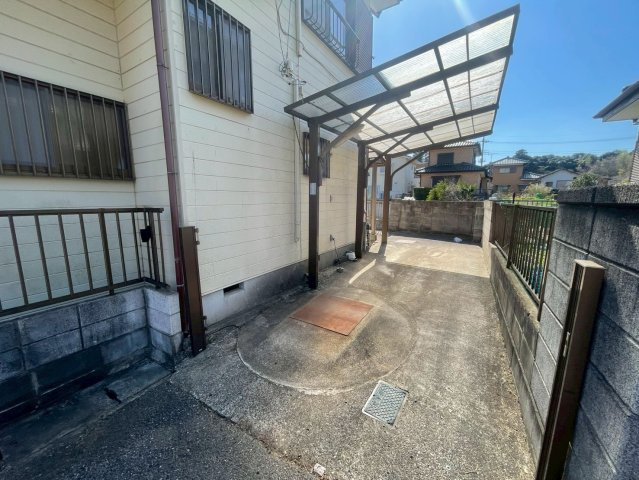 【駐車場】