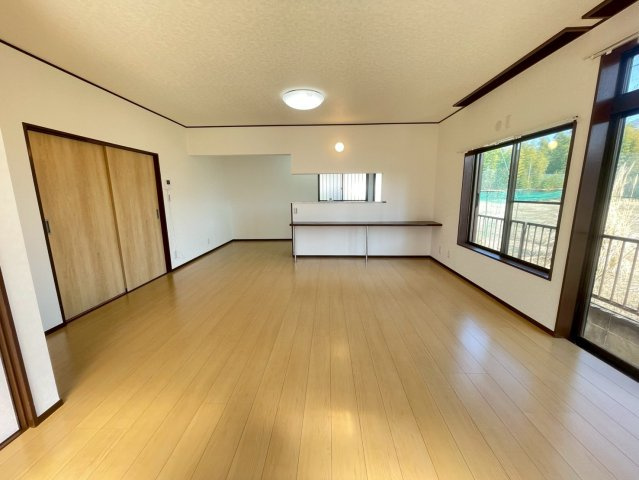 【居間・リビング】