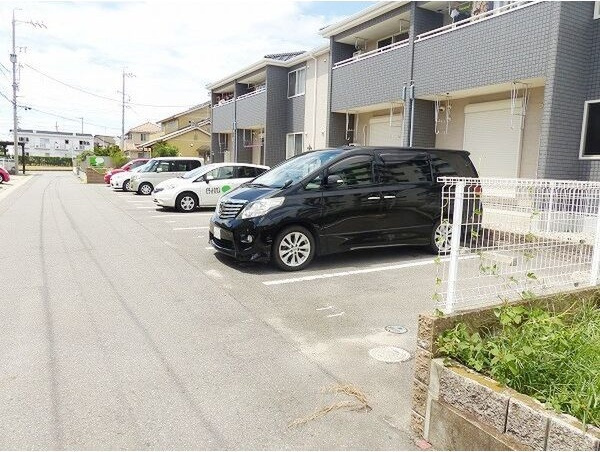ジェンティーレ　　刈谷市近郊の賃貸はクラスホームの駐車場