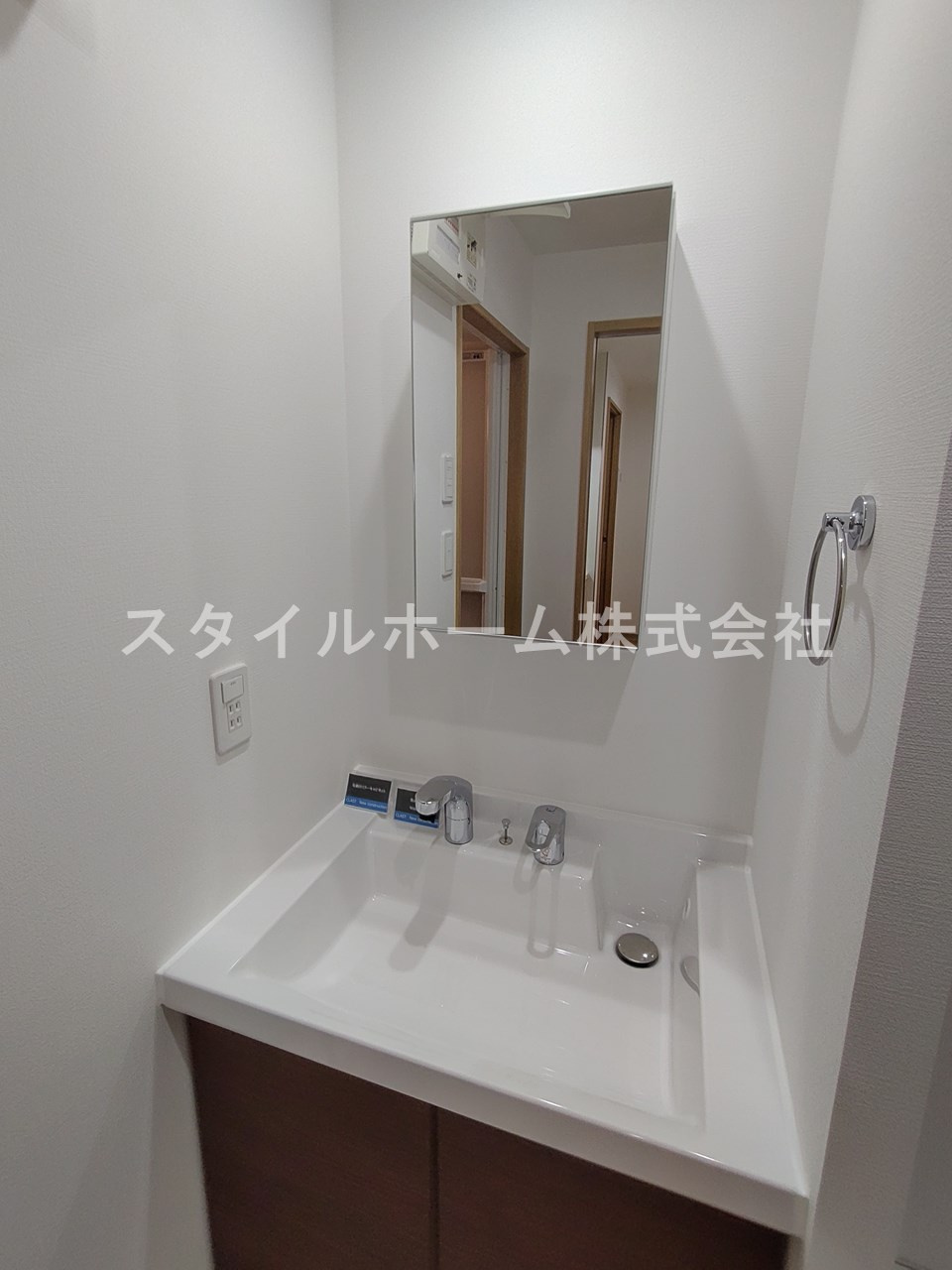 アヴェニュー新道の洗面所