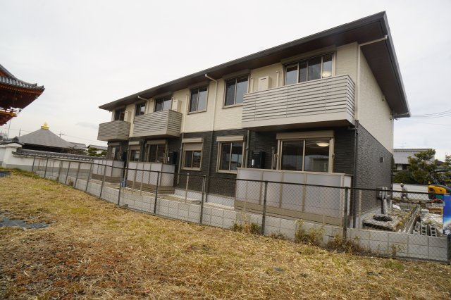 奈良市菅原町のアパート