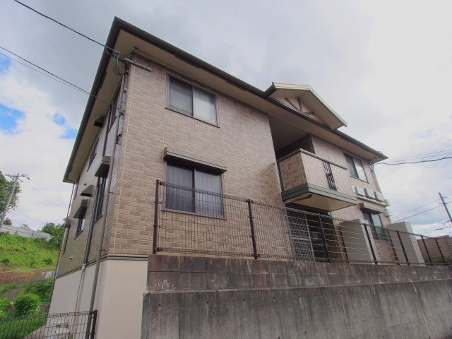 アゼリア土井　B棟