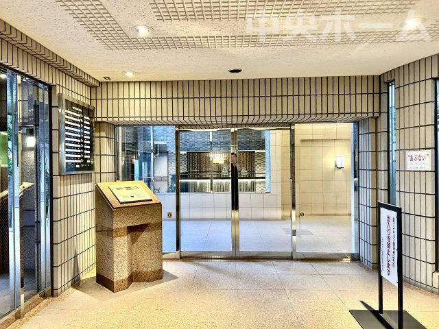 レクセル篠崎の防犯設備|【オートロック】オートロックシステムでセキュリティ充実。当たり前ですが、安全で安心して暮らすのって大事ですよね。お探しのご条件でオートロック付きの物件を探す方も多いですがやはりセキュリティは大事です。