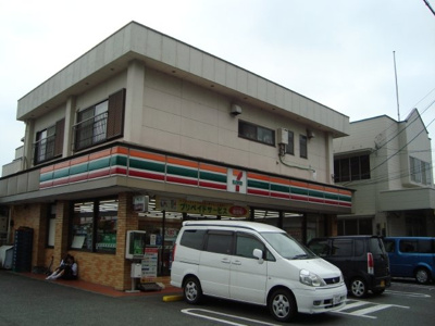 【周辺】 | リヴィエール | セブンイレブン今泉北店まで800ｍ