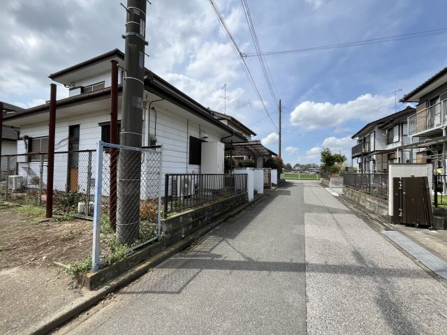 【前面道路含む現地写真】 | 熊谷市江波　中古戸建