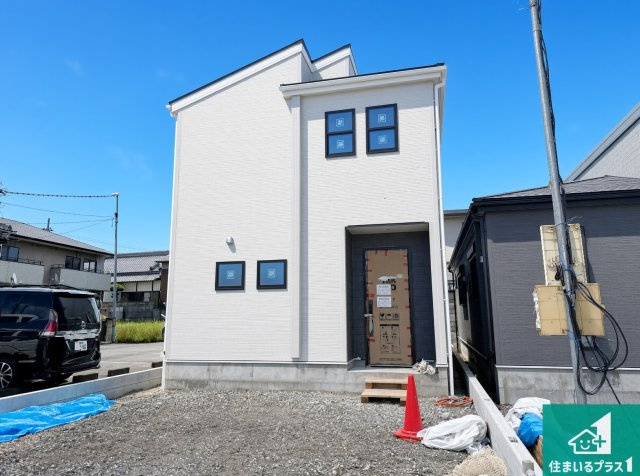 岸和田市三田町　第9期　新築一戸建ての外観|現在建築中！落ち着いた街並みで新生活を始めることが出来そう！周辺の物件も併せてご紹介させて頂きます！