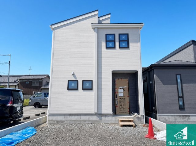 岸和田市三田町　第9期　新築一戸建ての外観|現在の進捗状況です！順調に作業進行中、完成が待ち遠しいです！詳細の間取り等、お気軽にお問い合わせください！