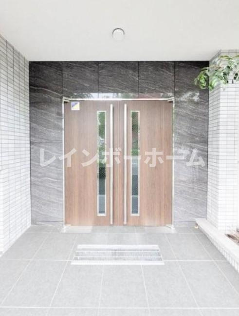 ＧＲＡＮ　ＰＡＳＥＯ舎人のエントランス