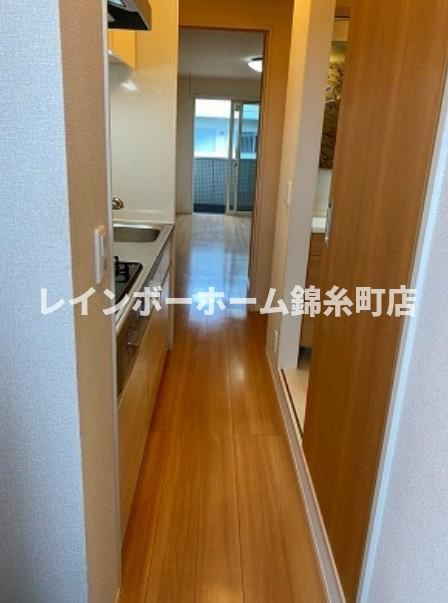 市川市幸２丁目の賃貸マンションの内装
