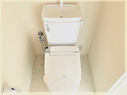 サーパス学南町のトイレ|洗浄機能付き便座　※2020年5月撮影