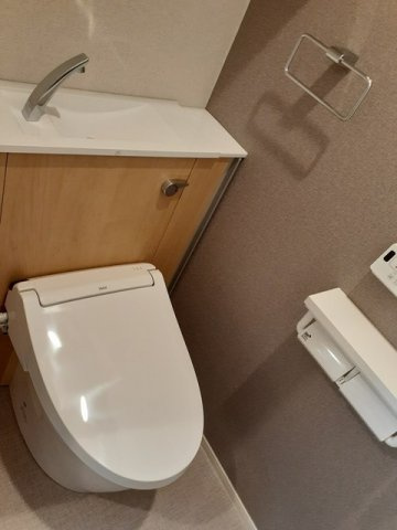 【トイレ】 | ニューフィールド　ビレッジⅠ | シンプルで使いやすいトイレです